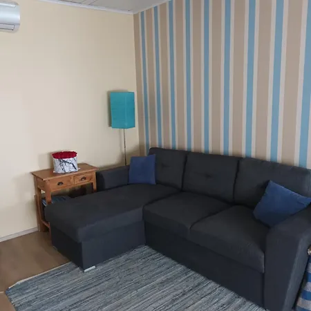Arens Rent Kohtu 2a شقة *